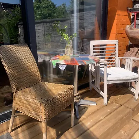 홈스테이 Speciale Jo Avec Transport Gratuit Sur Demande Privee Dans Grande Maison De Avec Jardin Wattrelos