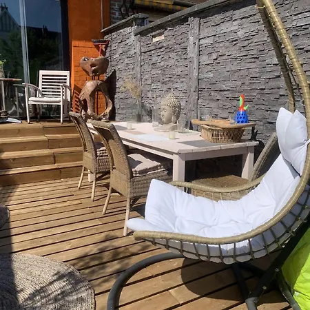 홈스테이 Speciale Jo Avec Transport Gratuit Sur Demande Privee Dans Grande Maison De Avec Jardin